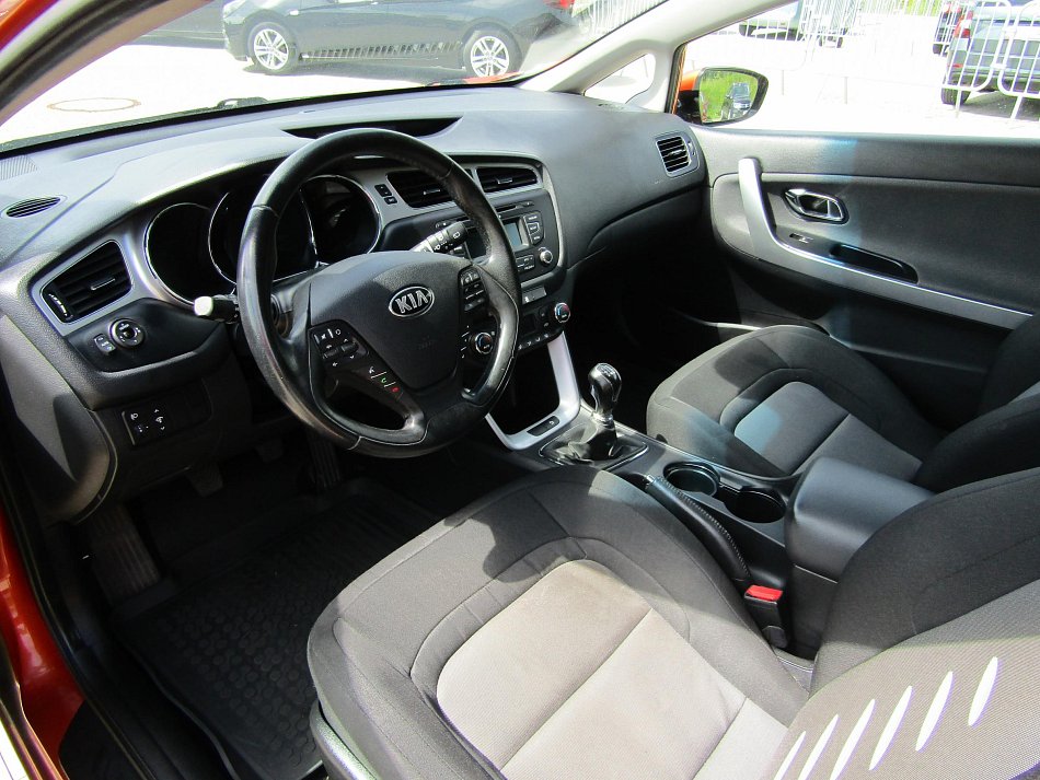 Kia Ceed 1.6GDI 