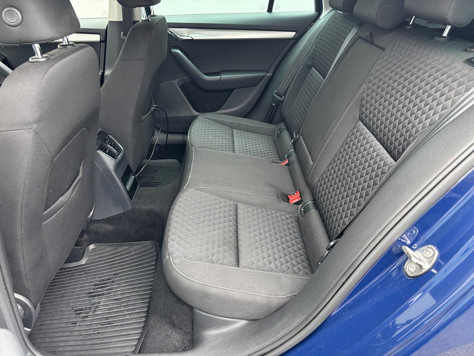 Škoda Octavia III 2.0 TDi Drive