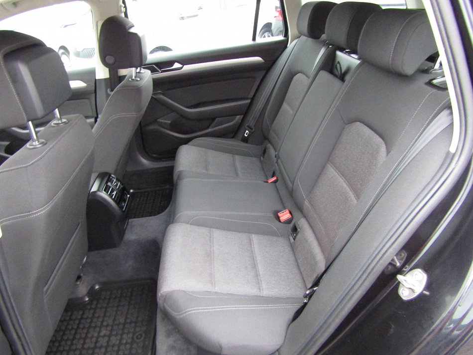 Volkswagen Passat 2.0 TDi 