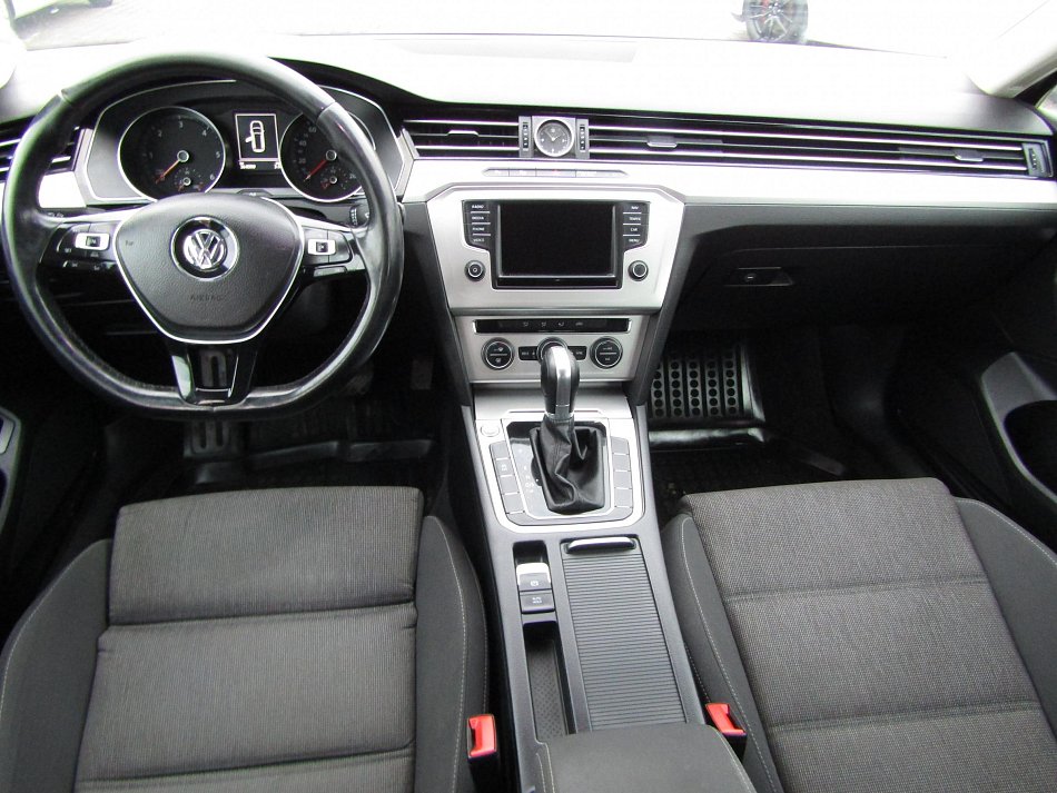 Volkswagen Passat 2.0 TDi 