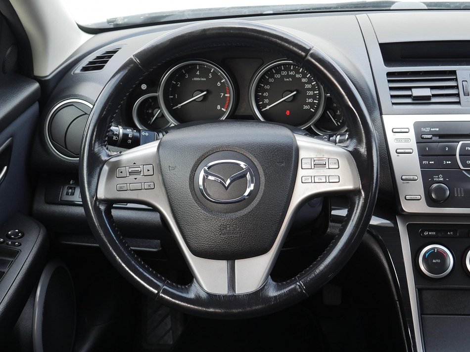 Mazda 6 2.0 i 