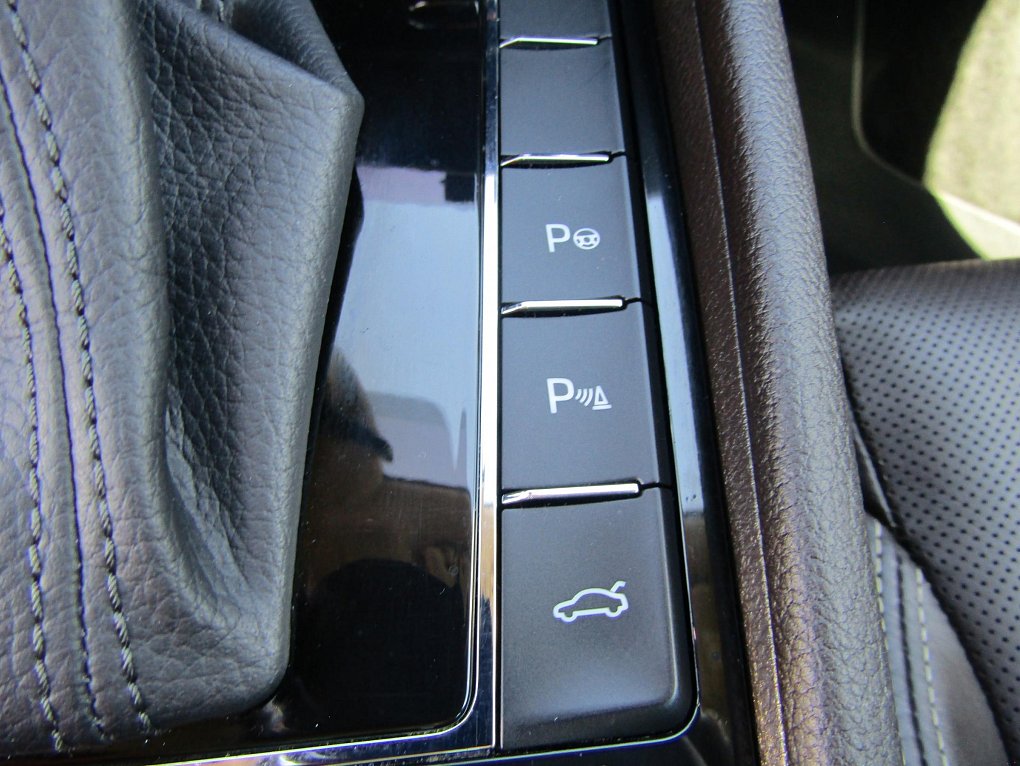 Škoda Superb III 2.0TDI L&K 4x4