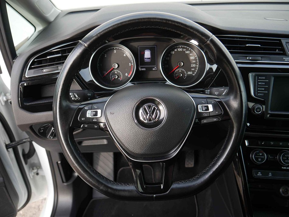 Volkswagen Touran 2.0TDi Highline