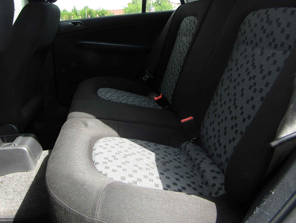Škoda Fabia I 1.2 HTP 12V 
