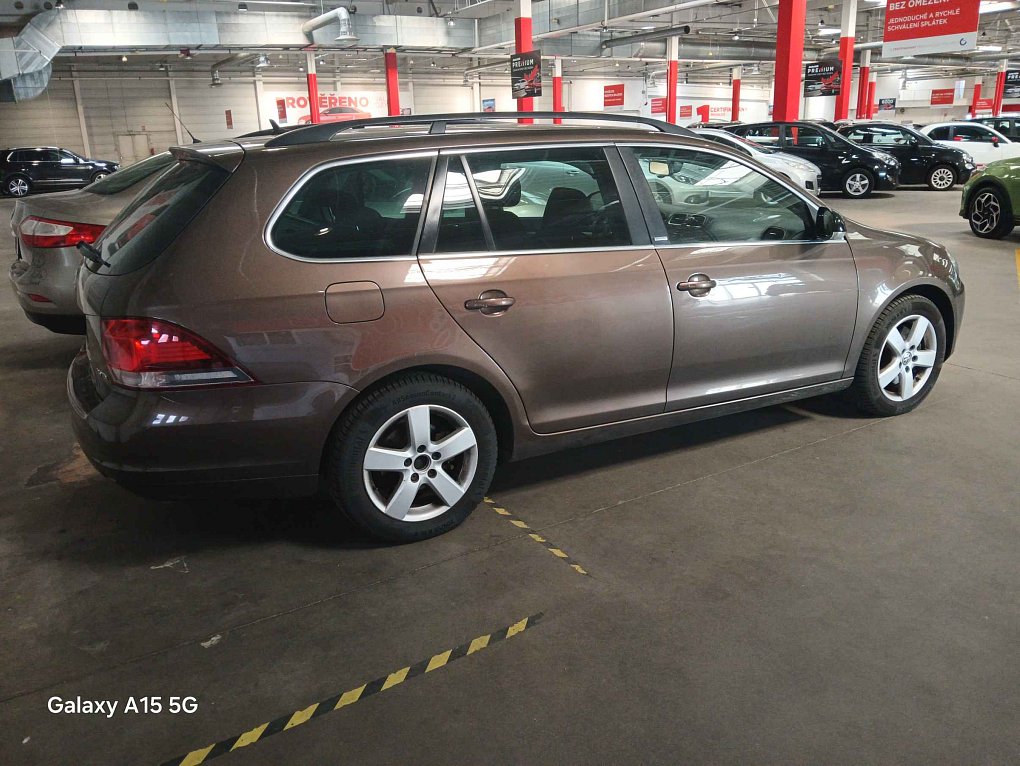 Volkswagen Golf 2.0 TDi 