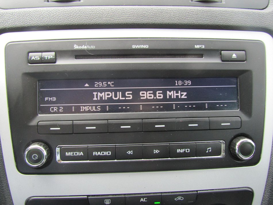 Škoda Octavia II 1.2 TSI Ambiente