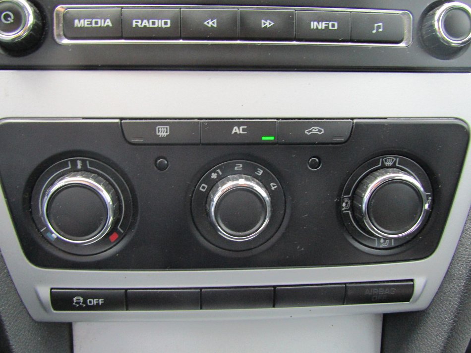 Škoda Octavia II 1.2 TSI Ambiente