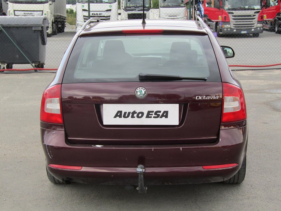 Škoda Octavia II 1.2 TSI Ambiente