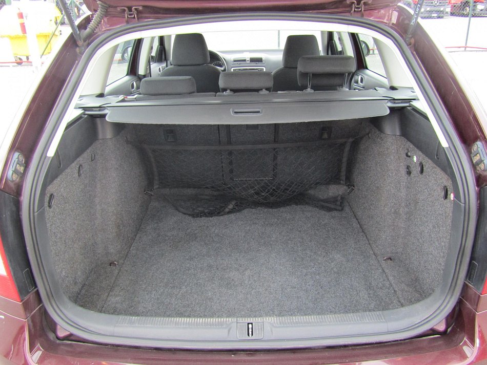Škoda Octavia II 1.2 TSI Ambiente