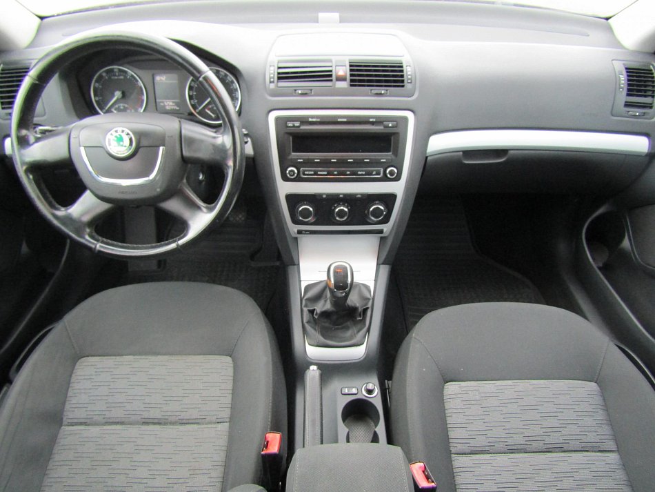 Škoda Octavia II 1.2 TSI Ambiente