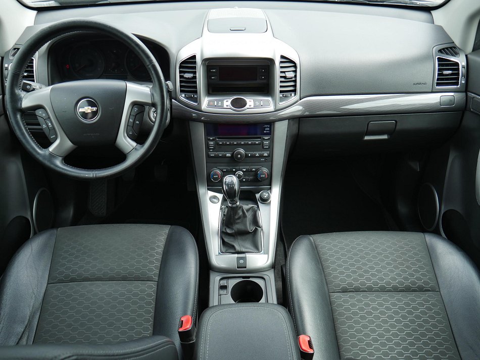 Chevrolet Captiva 2.2 VCDi  4x4, 7míst