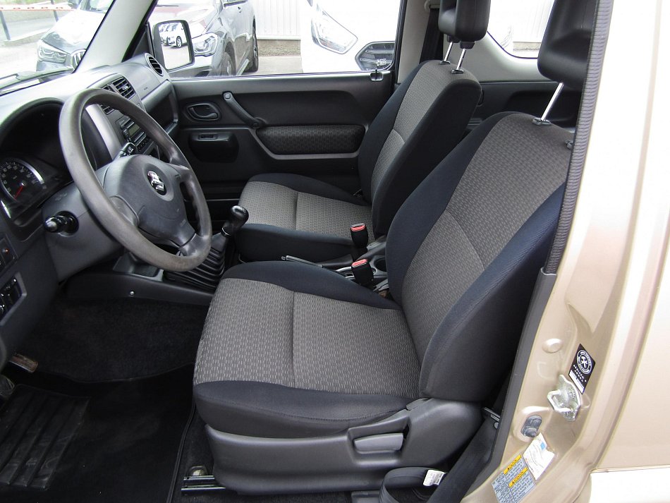 Suzuki Jimny 1.3 i Club 4X4