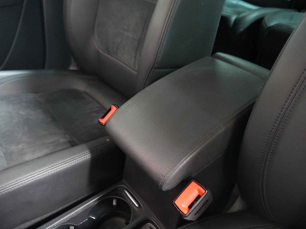 Volkswagen Sharan 2.0 TDi  4x4, 7míst
