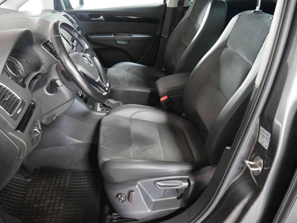 Volkswagen Sharan 2.0 TDi  4x4, 7míst