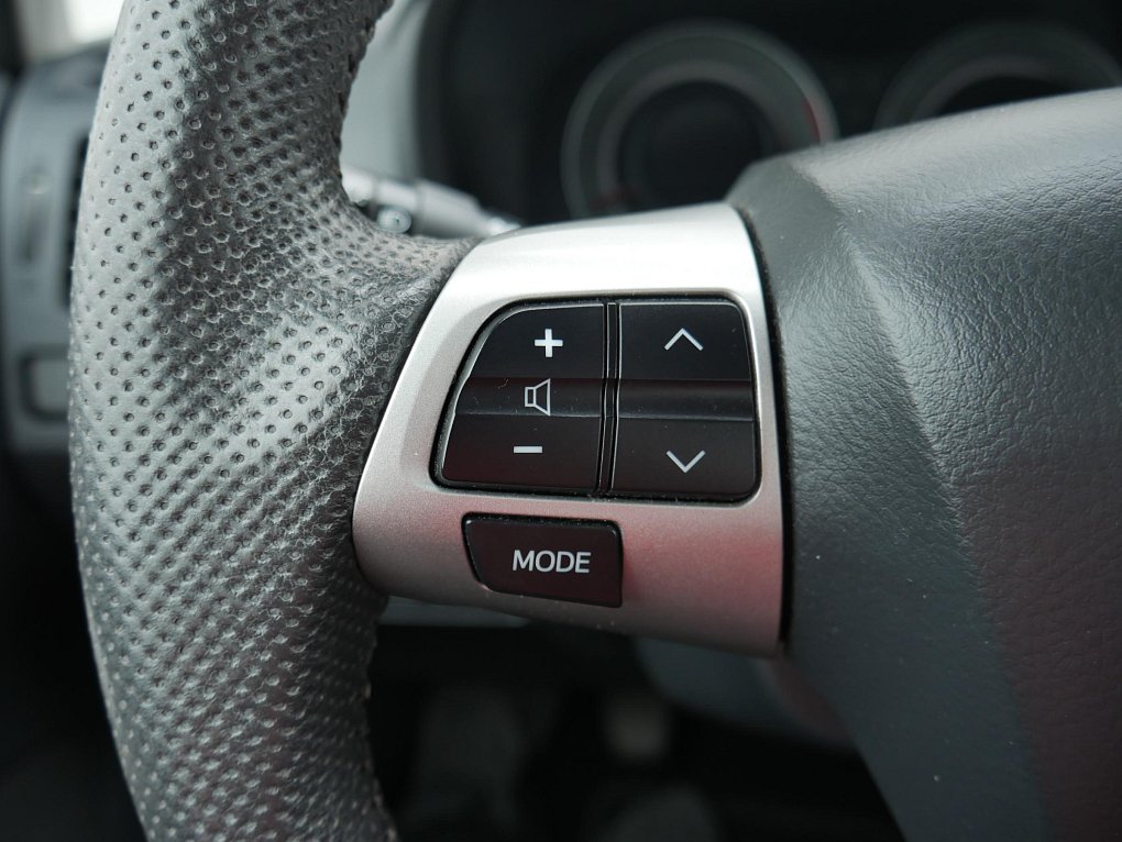 Toyota Auris 1.3VVT-i 