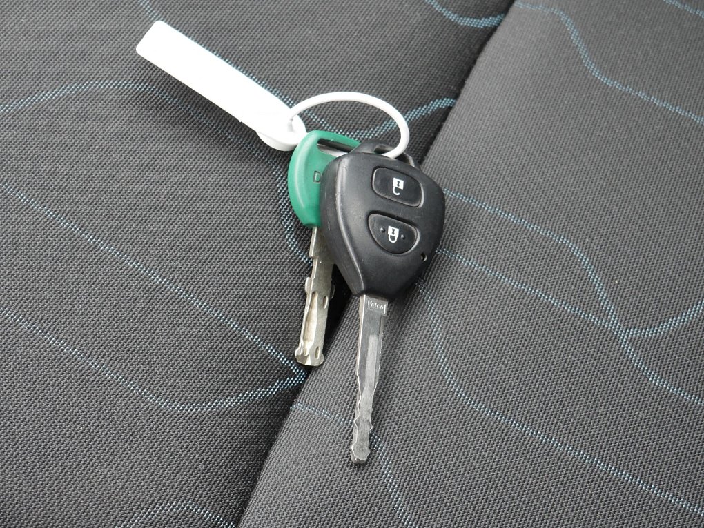 Toyota Auris 1.3VVT-i 