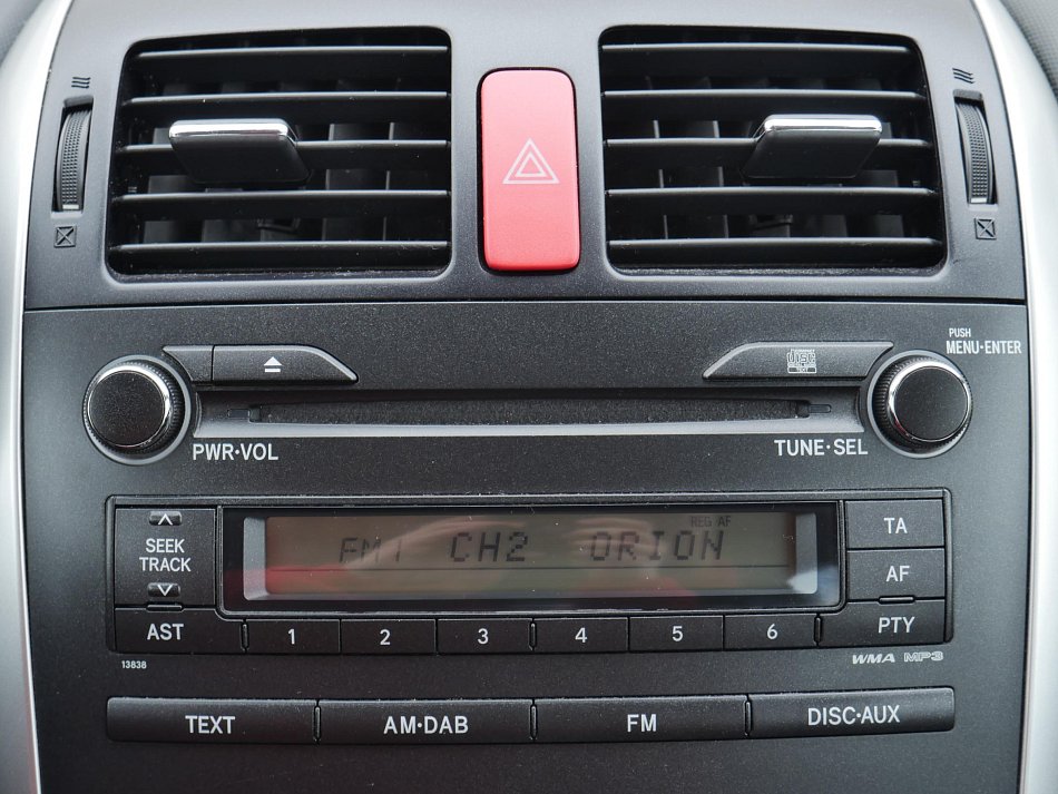 Toyota Auris 1.3VVT-i 