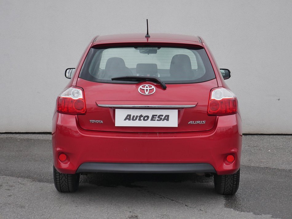 Toyota Auris 1.3VVT-i 