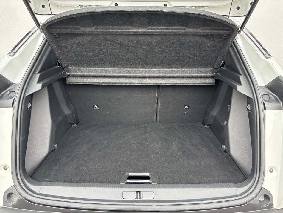 Peugeot 2008 1.2 PT Allure