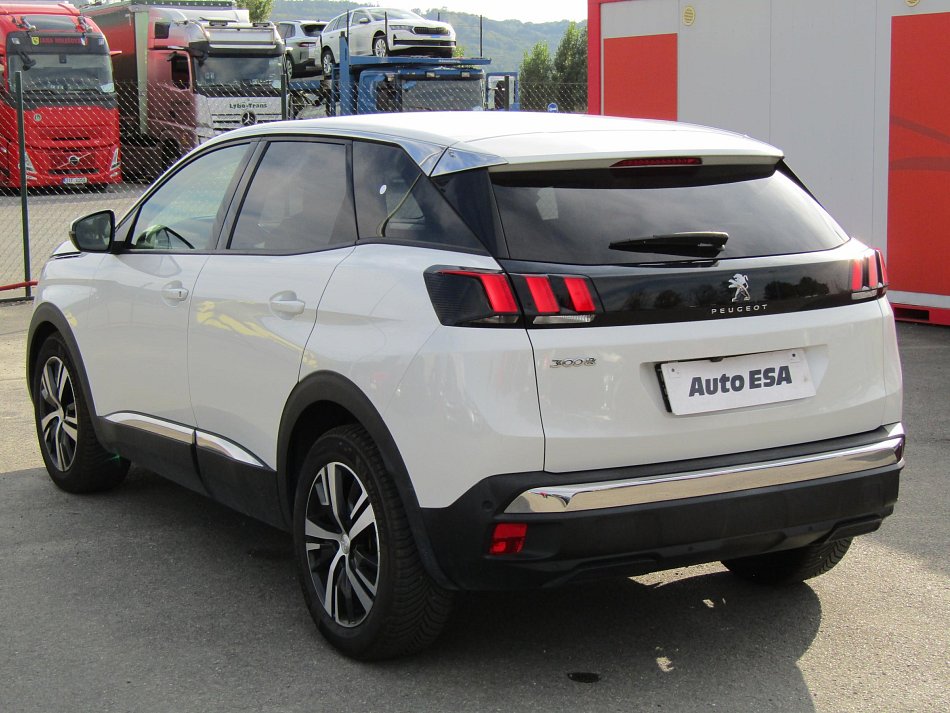 Peugeot 3008 1.2PT Allure