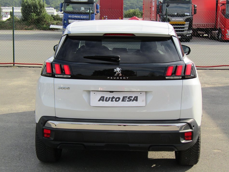 Peugeot 3008 1.2PT Allure