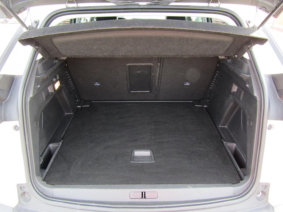 Peugeot 3008 1.2PT Allure