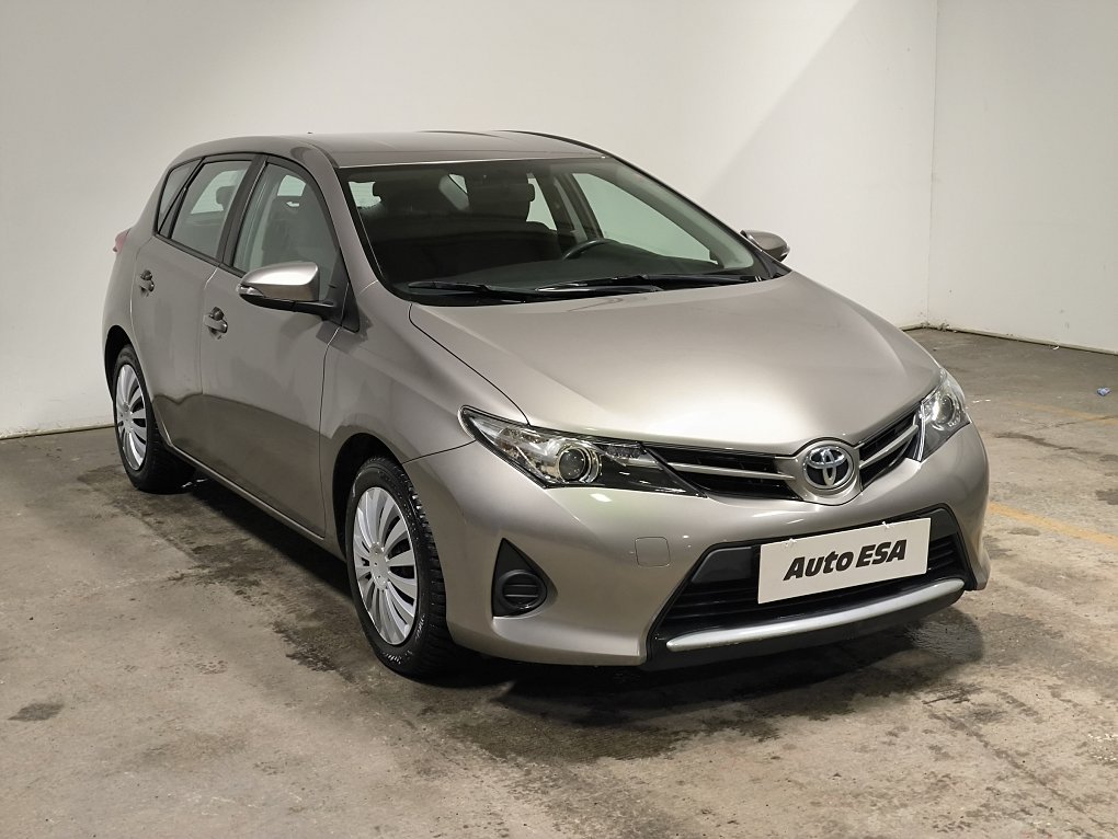 Toyota Auris 1.3 VVT-i Cool