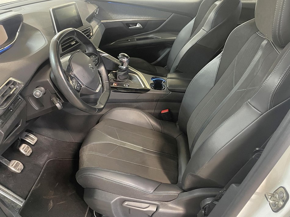 Peugeot 3008 1.2 PT Crossway