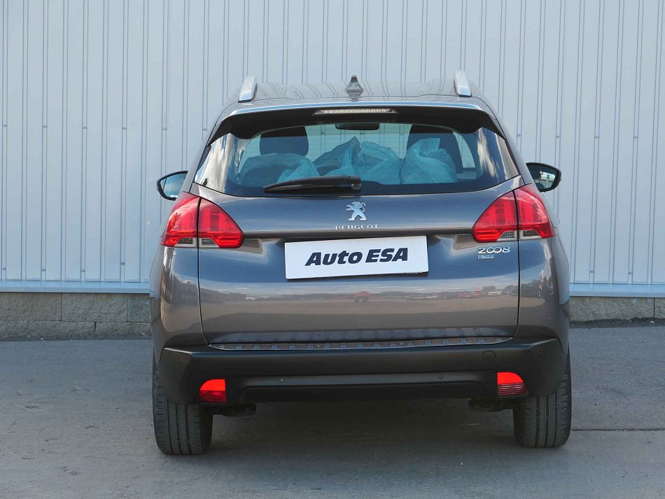 Peugeot 2008 1.2 PT GT Line
