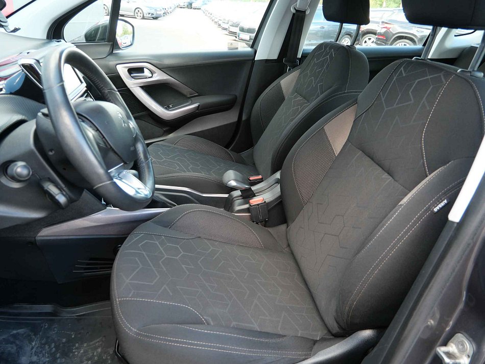 Peugeot 2008 1.2 PT GT Line