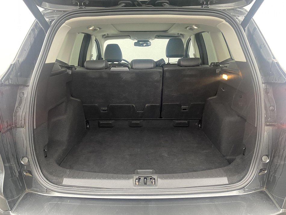 Ford Kuga 1.5 EB Vignale AWD