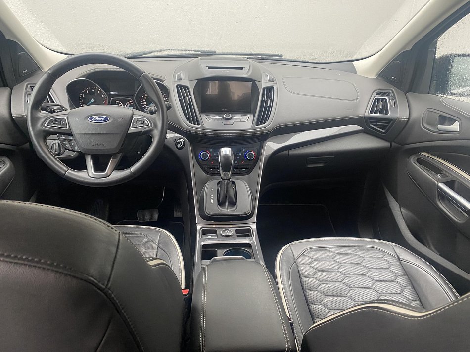 Ford Kuga 1.5 EB Vignale AWD