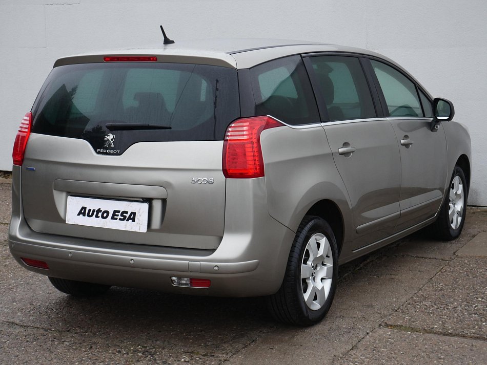 Peugeot 5008 1.6 HDi 