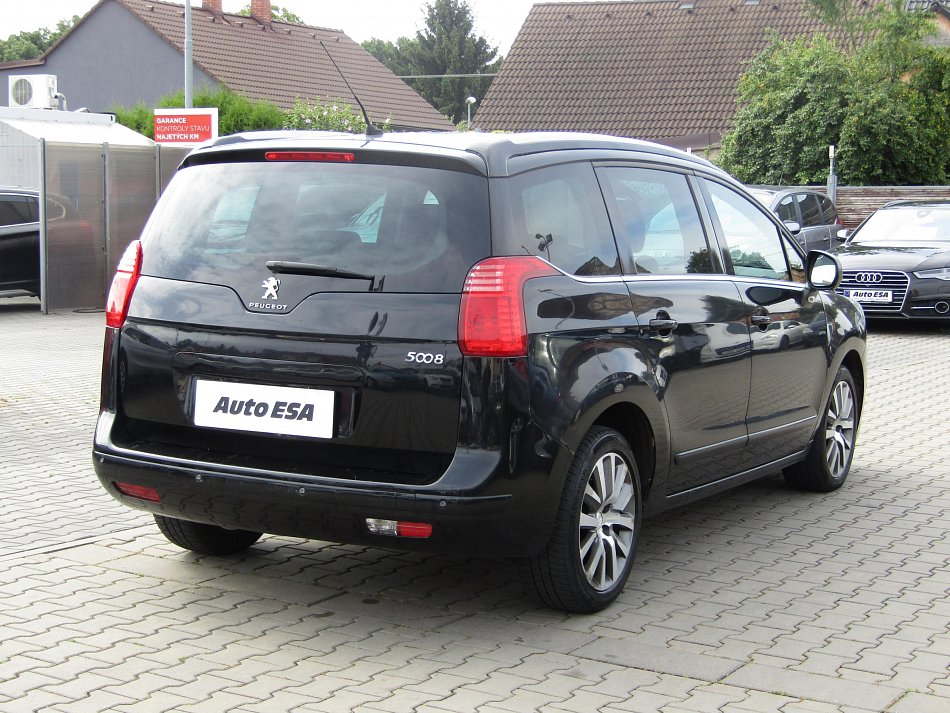 Peugeot 5008 2.0 HDi 