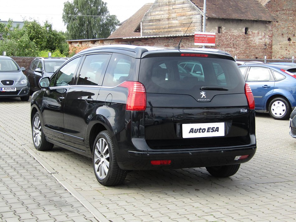 Peugeot 5008 2.0 HDi 