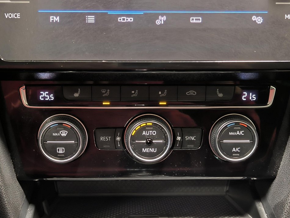 Volkswagen Passat 2.0 TDi Business