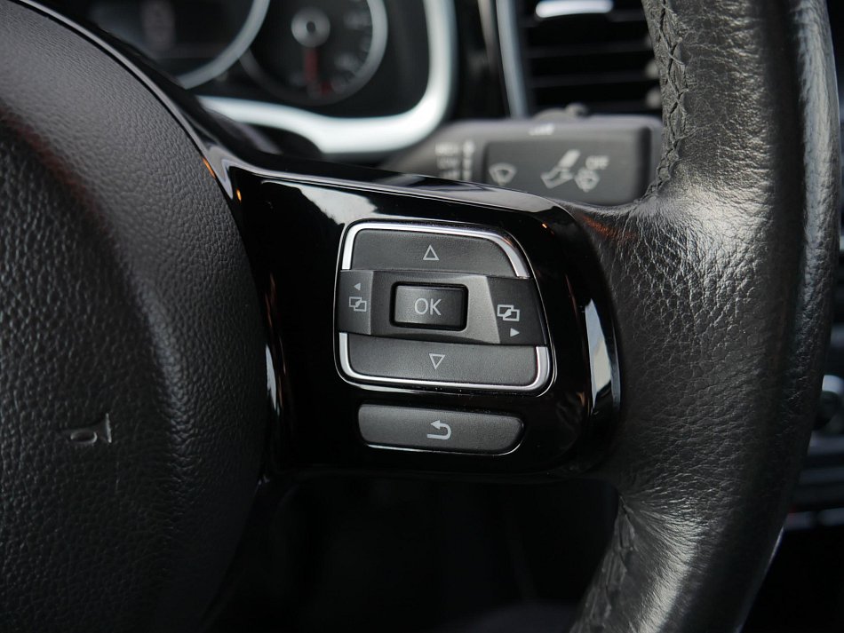 Volkswagen Beetle 2.0TSi 