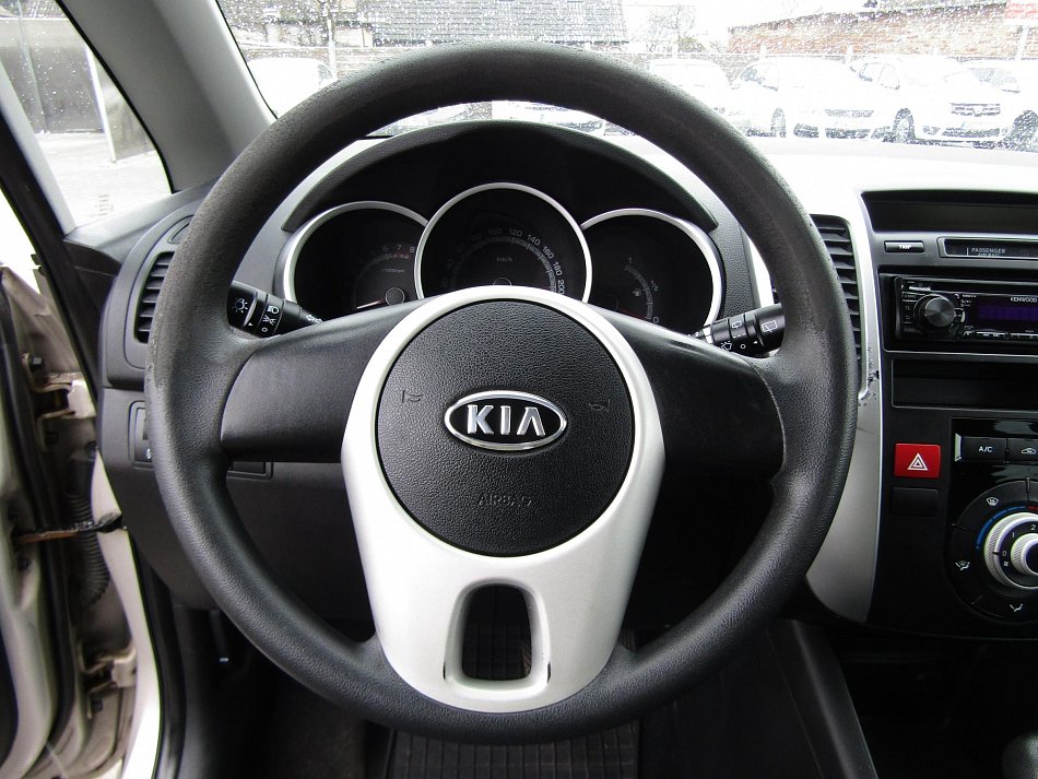 Kia Venga 1.4i 