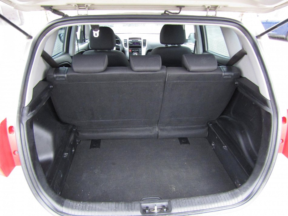 Kia Venga 1.4i 