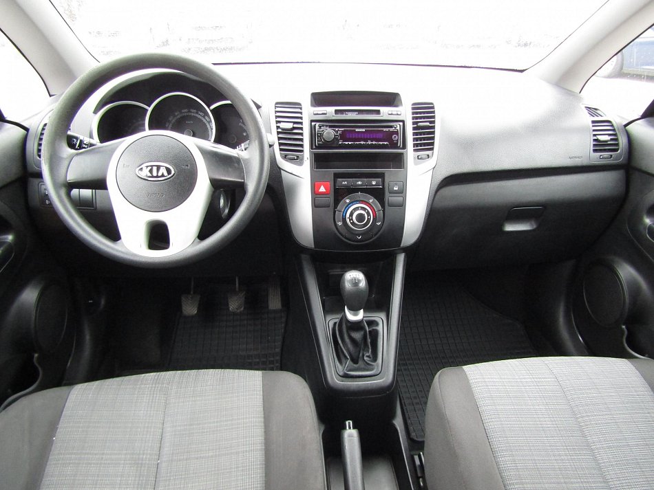 Kia Venga 1.4i 