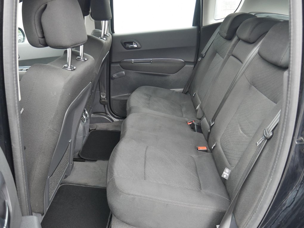 Peugeot 3008 1.6i 