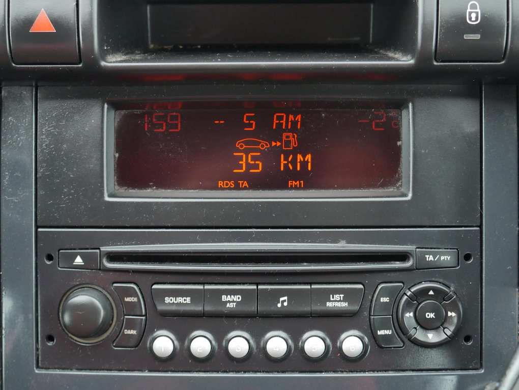 Peugeot 3008 1.6i 