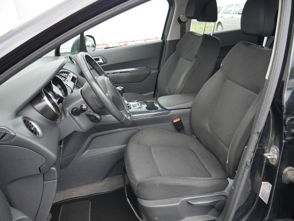 Peugeot 3008 1.6i 