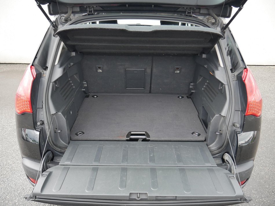 Peugeot 3008 1.6i 