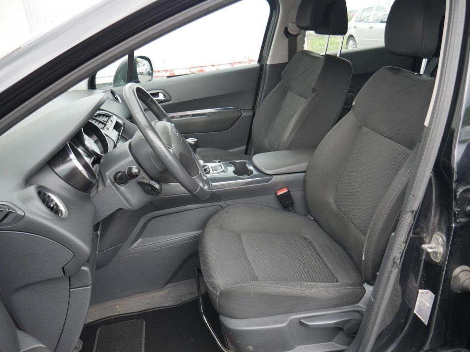 Peugeot 3008 1.6i 