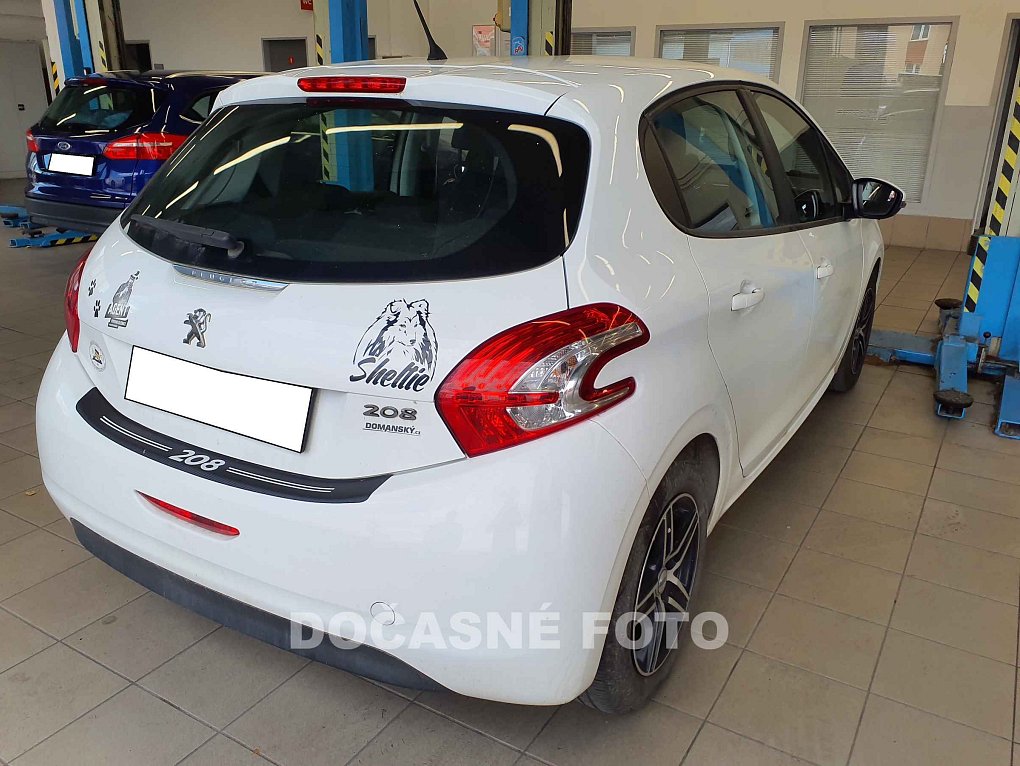 Peugeot 208 1.2 VTi 
