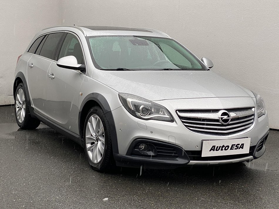 Opel Insignia 2.0 CDTi Country Tourer 4x4