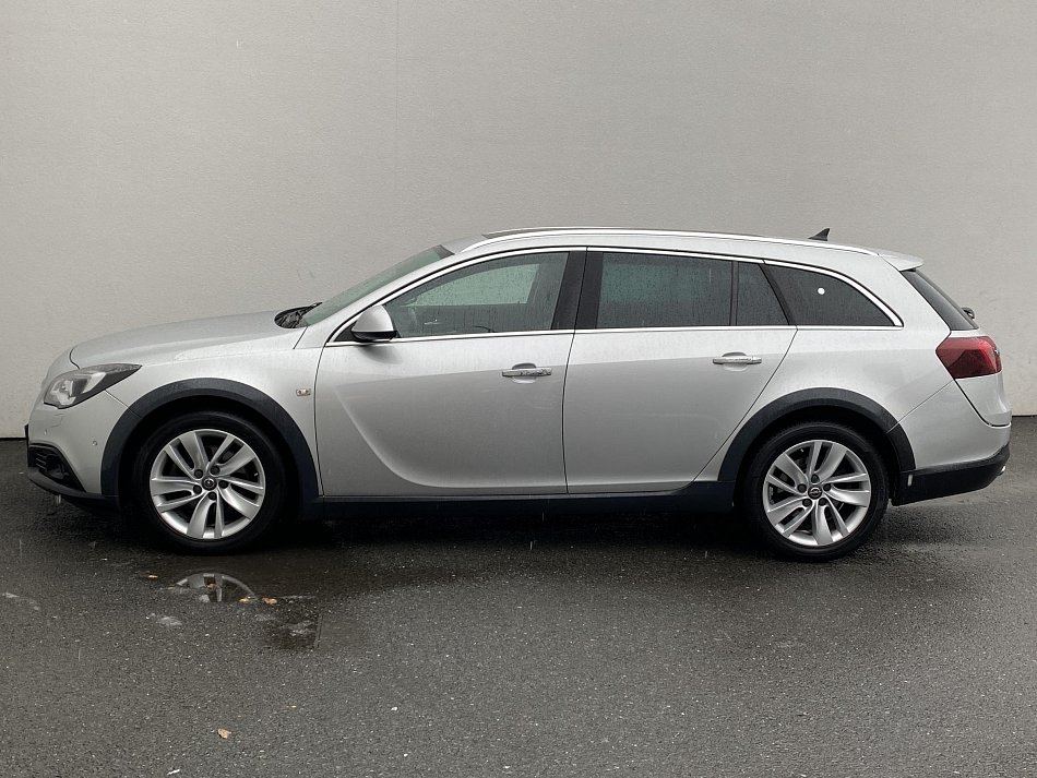 Opel Insignia 2.0 CDTi Country Tourer 4x4