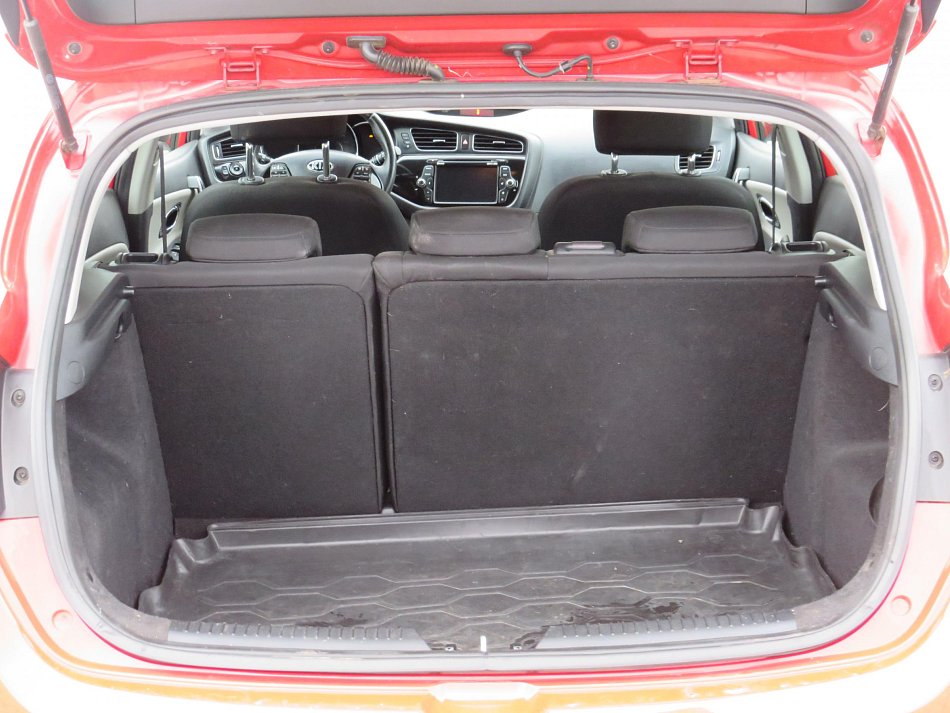 Kia Ceed 1.6 GDi 