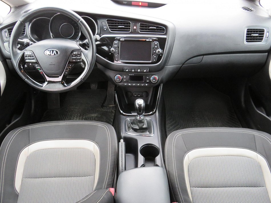 Kia Ceed 1.6 GDi 